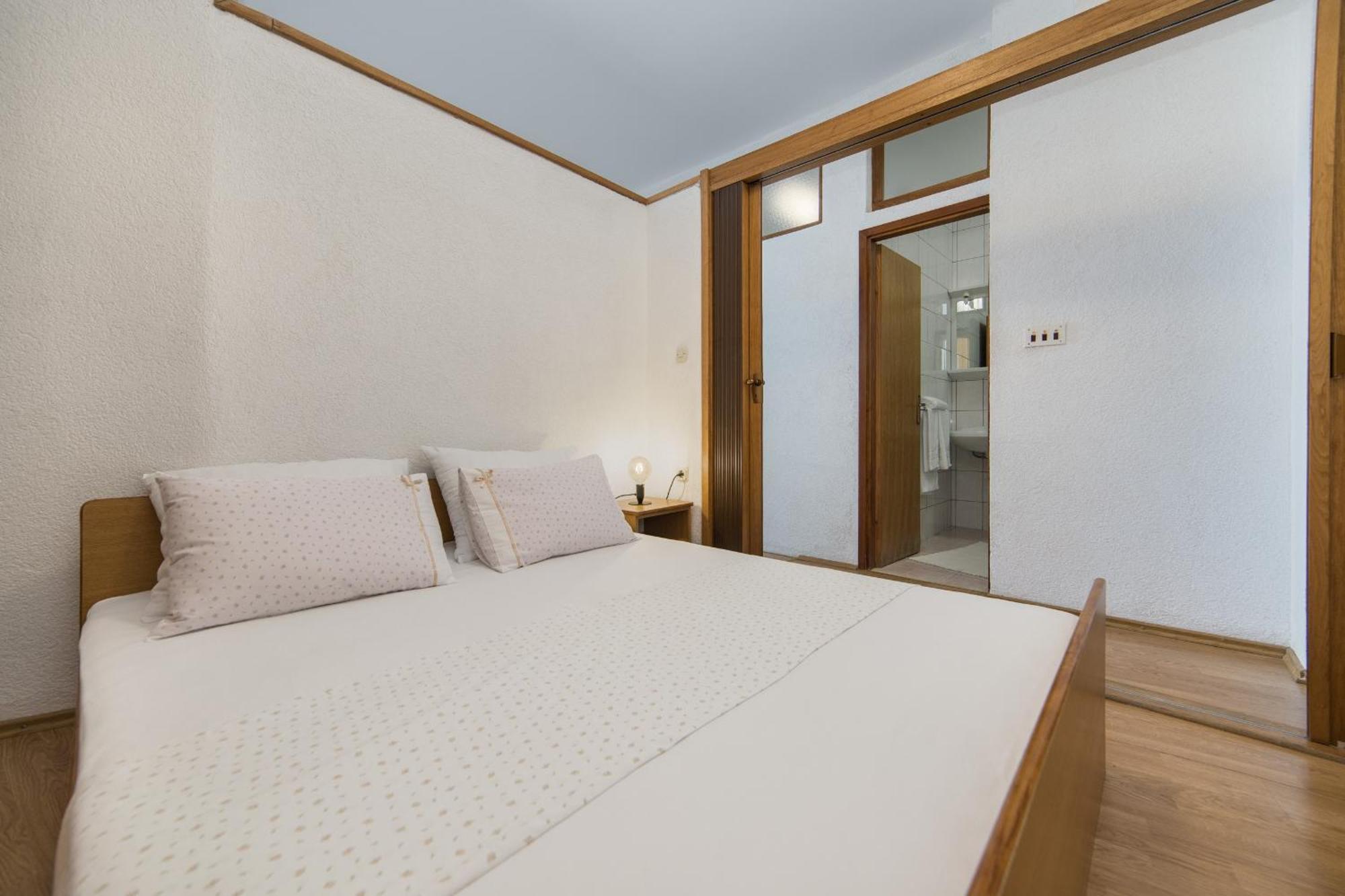 Apartmani Aida Živogošće Oda fotoğraf